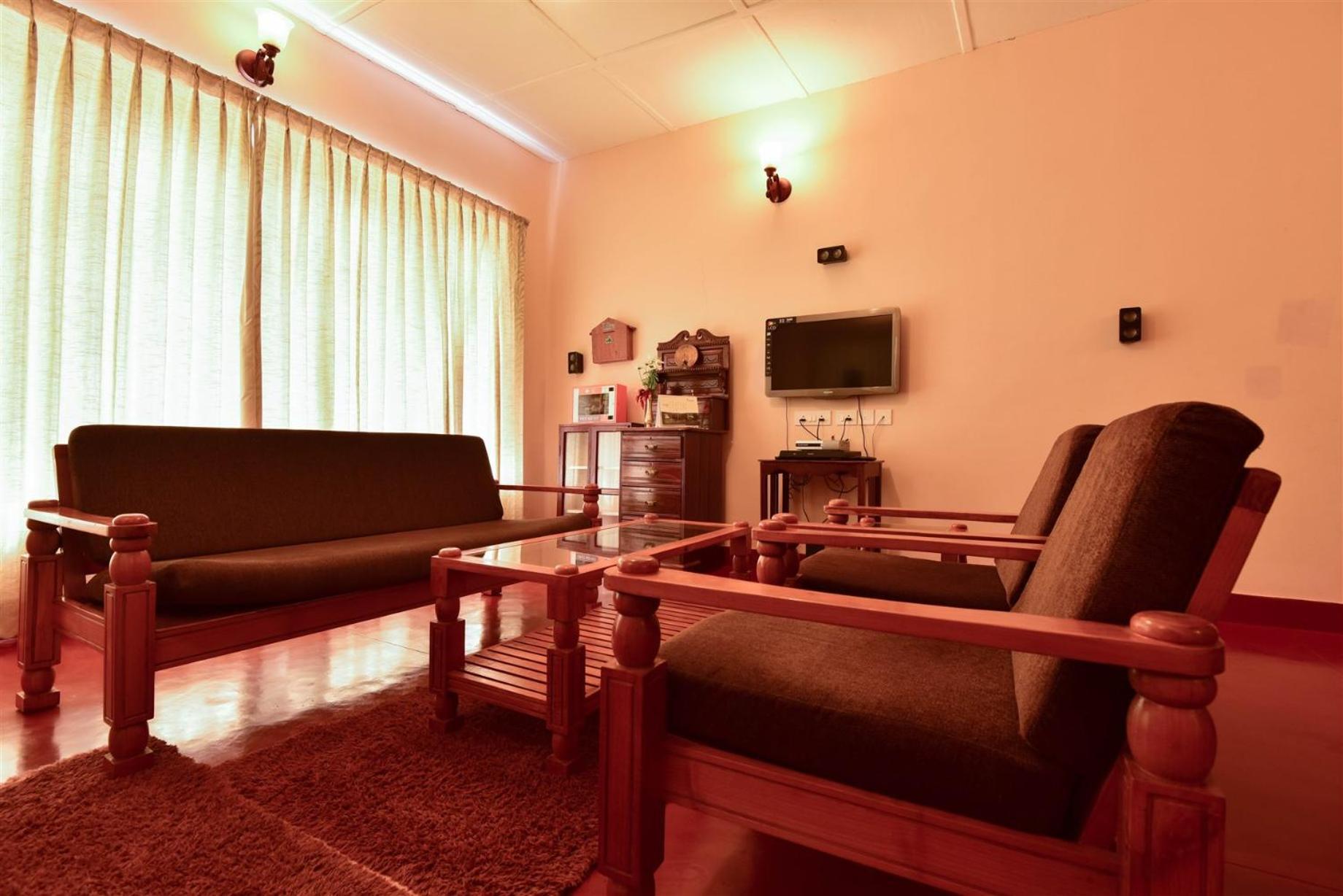 Manalar Hotel Gudalur  Quarto foto