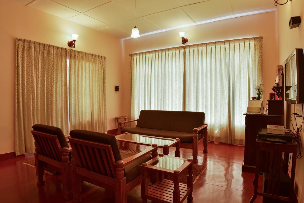 Manalar Hotel Gudalur  Exterior foto
